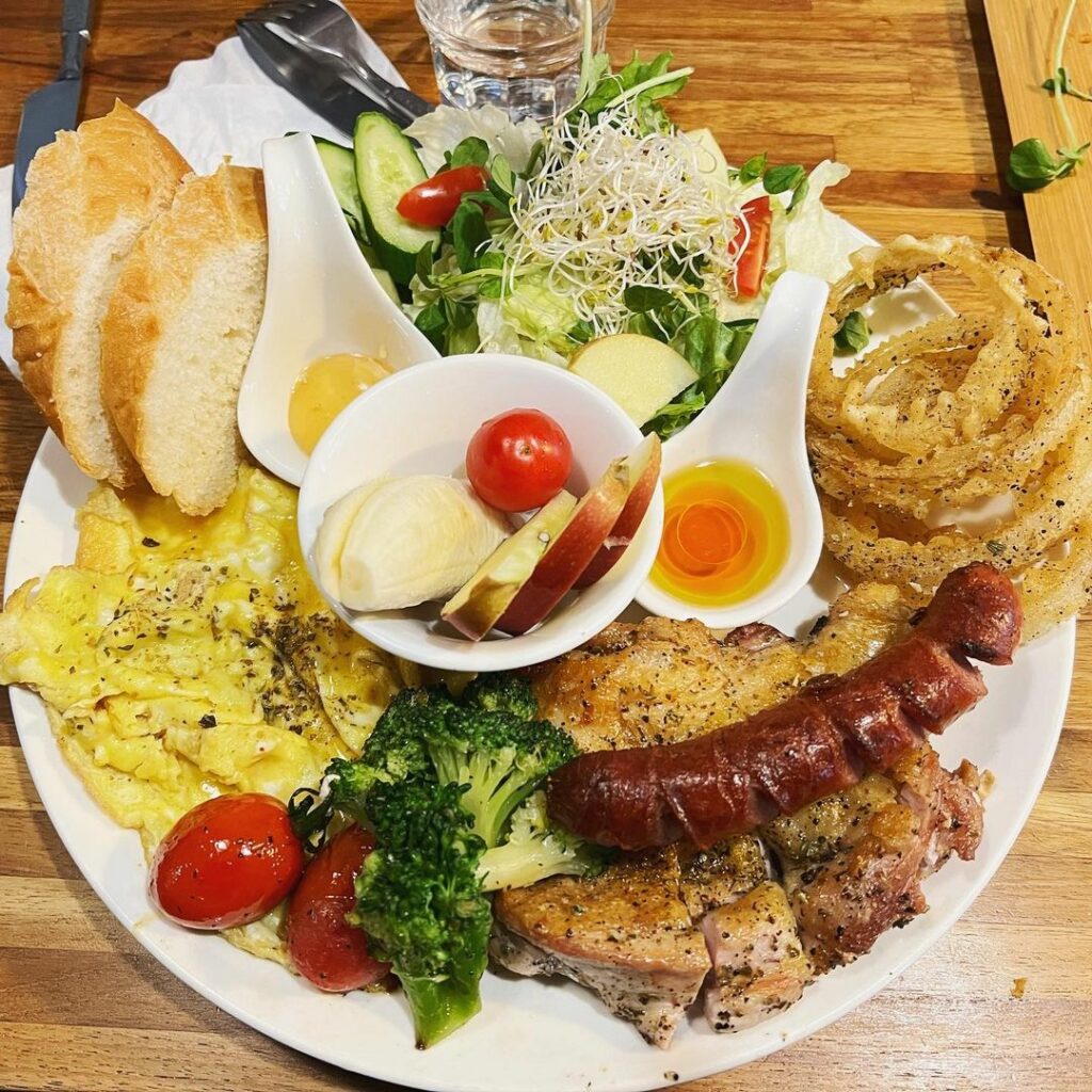 Guten Morgen Brunch & Beer