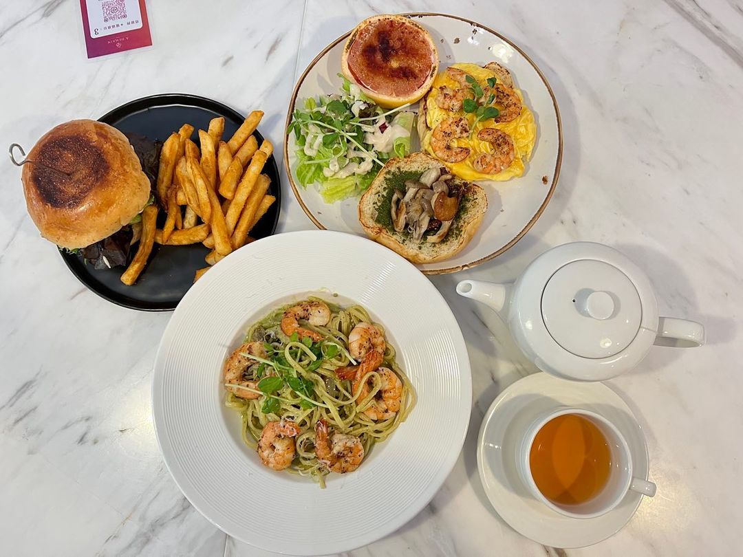 À Demain Cafe 明天見餐飲