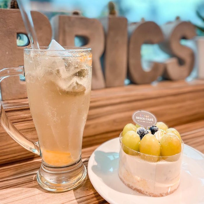 BRICS CAFÉ