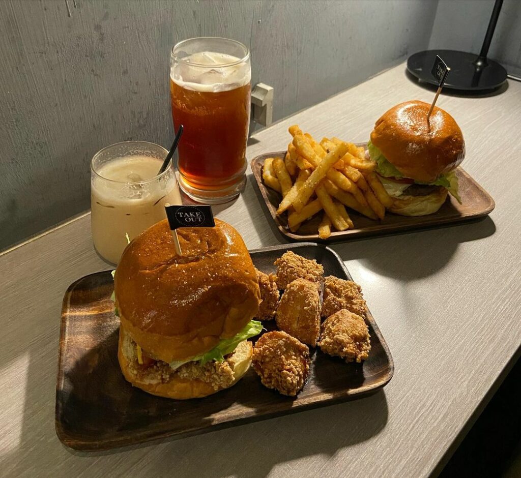 TakeOut Burger&Cafe-忠孝新生店