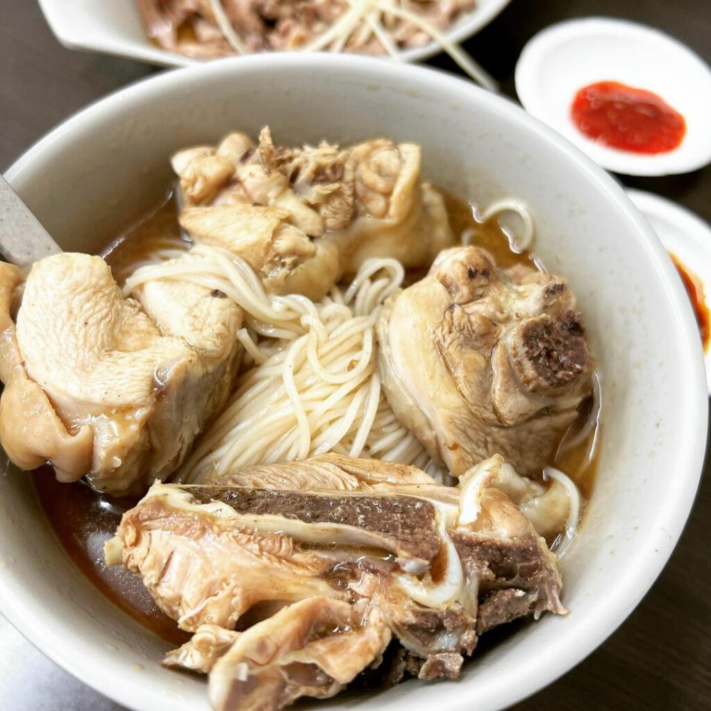 阿圖麻油雞(總店)