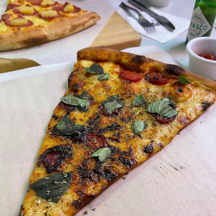 JIM'S PIZZA
