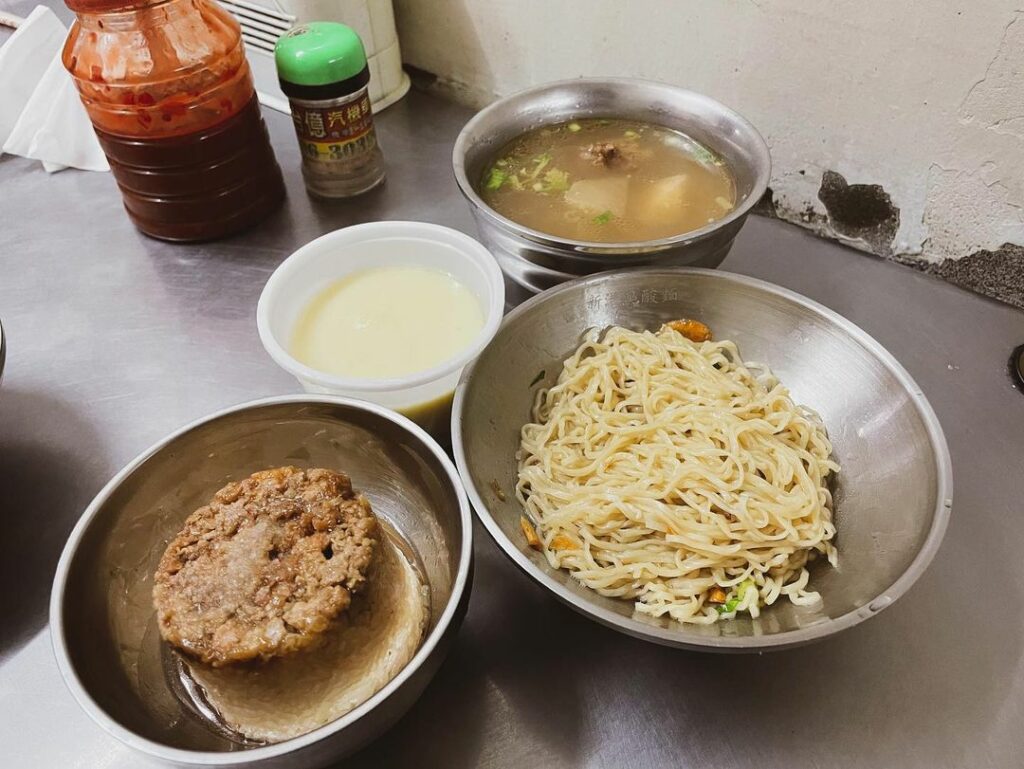 新港臭酸麵