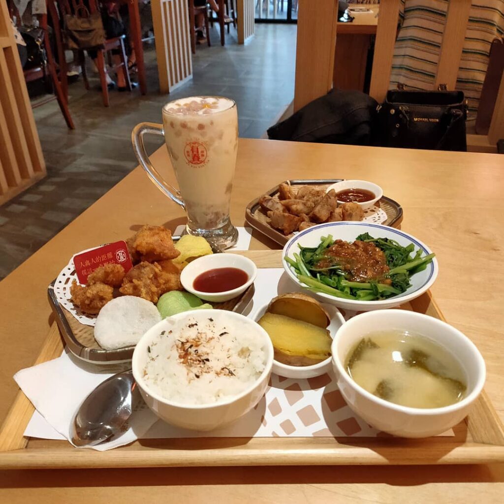 有春茶館