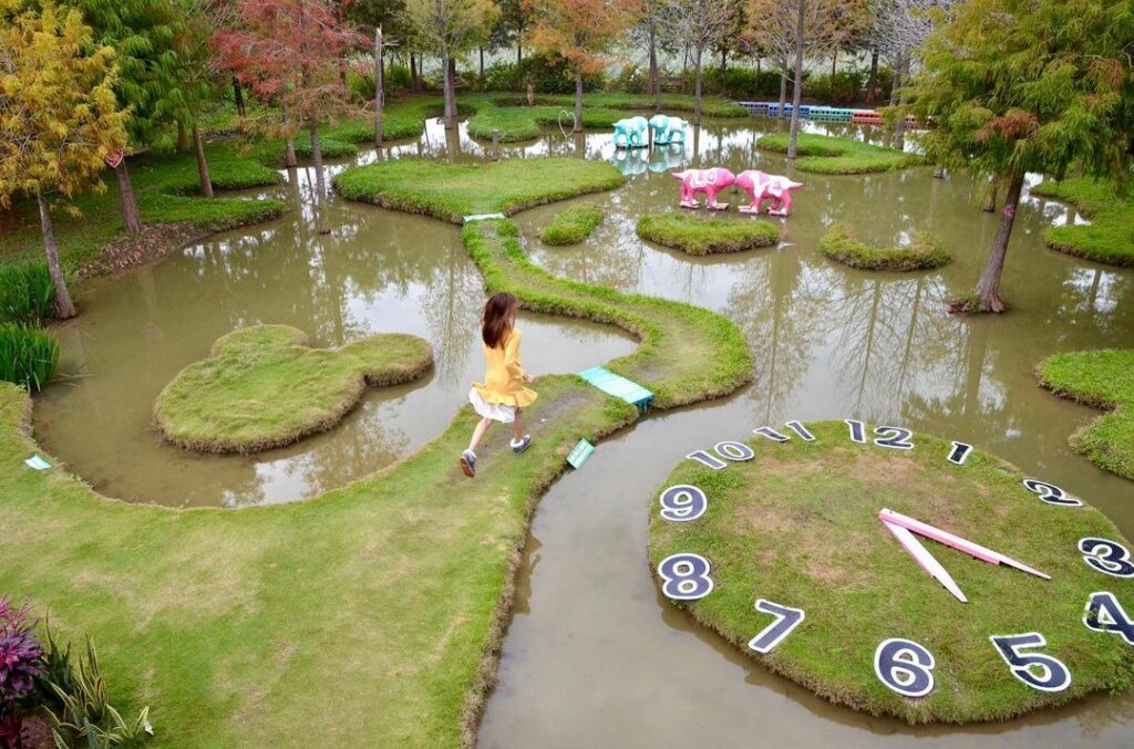 珍粉紅城堡鹿角村
