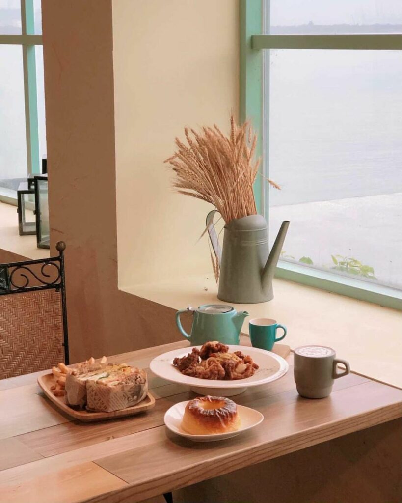 淡水長堤LB Cafe