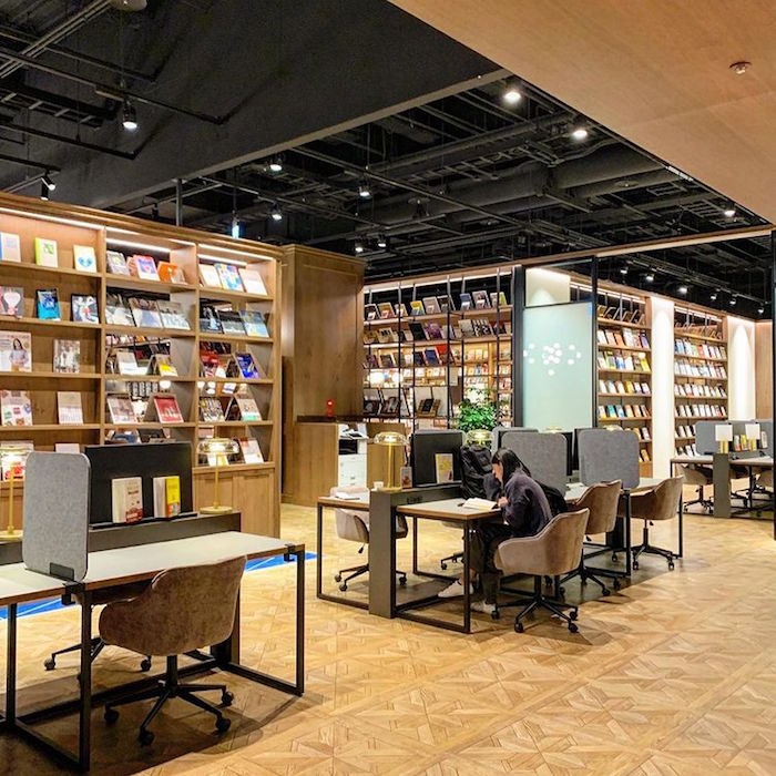 松山蔦屋書店