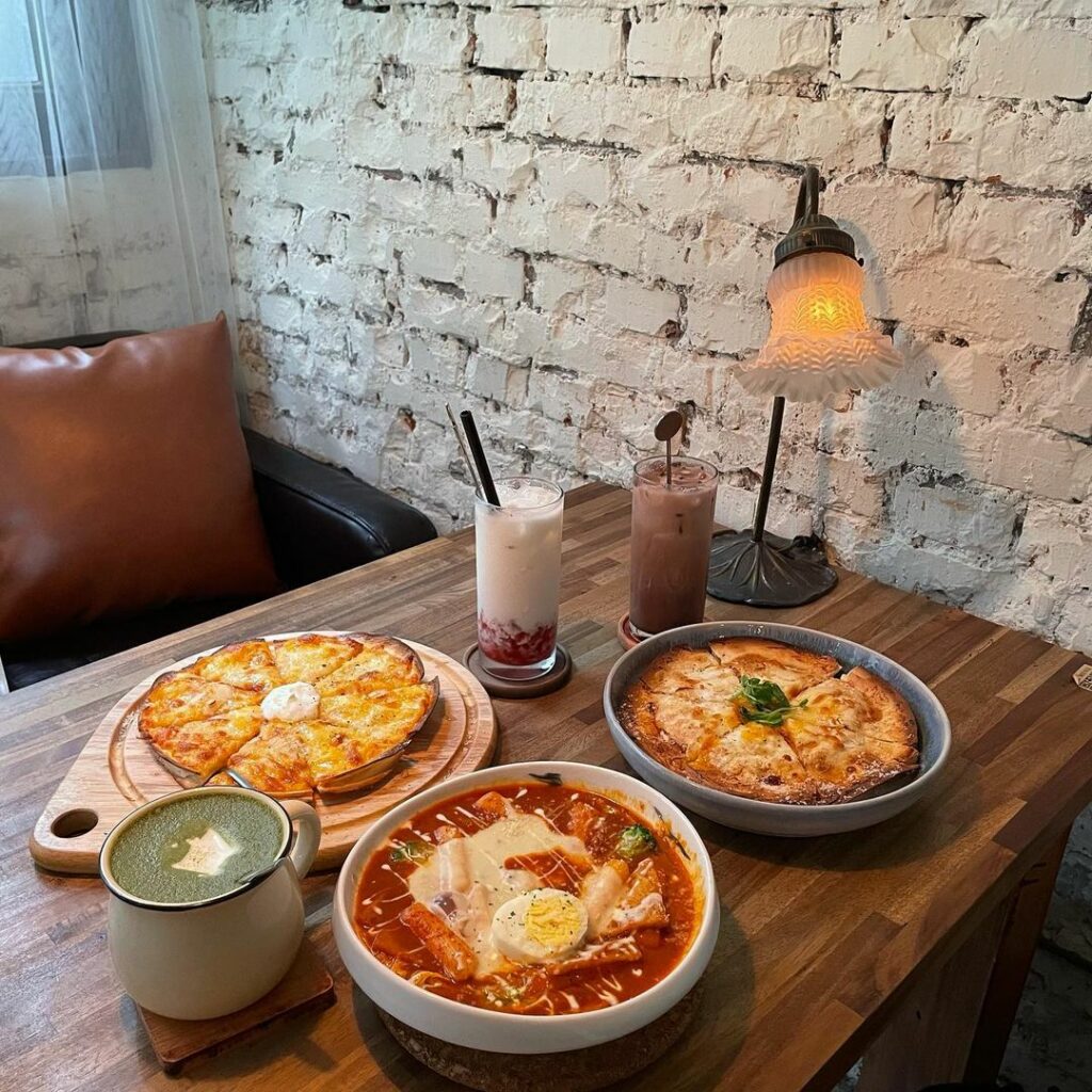 2J CAFE