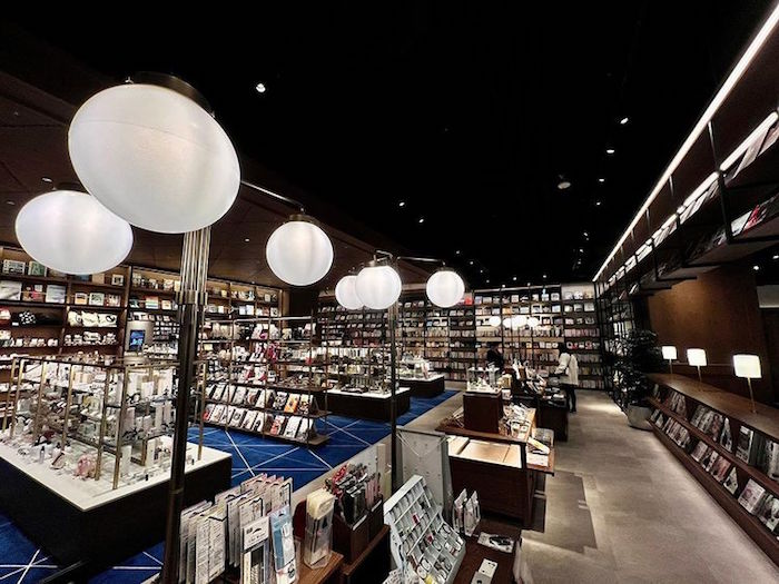 松山蔦屋書店