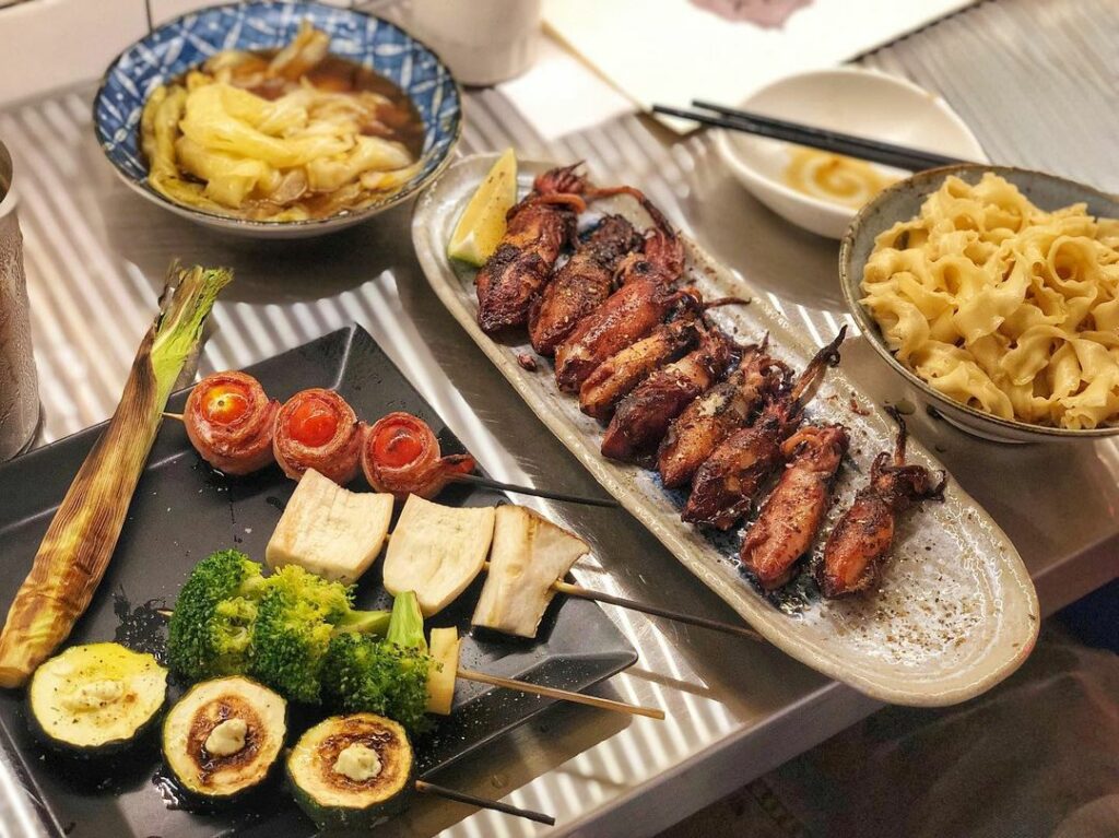 饞食坊