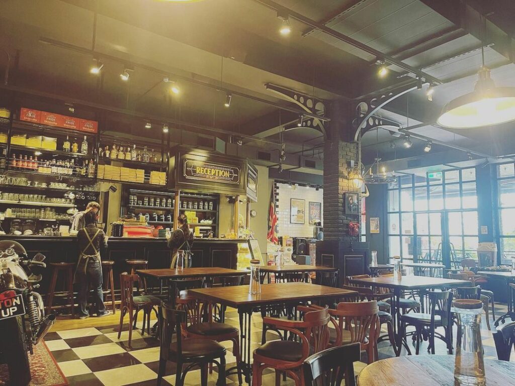 Ton-Up-Cafe