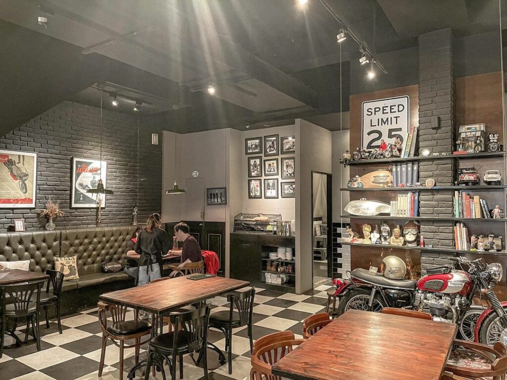 Ton-Up-Cafe