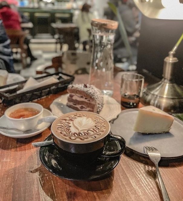 Ton-Up-Cafe