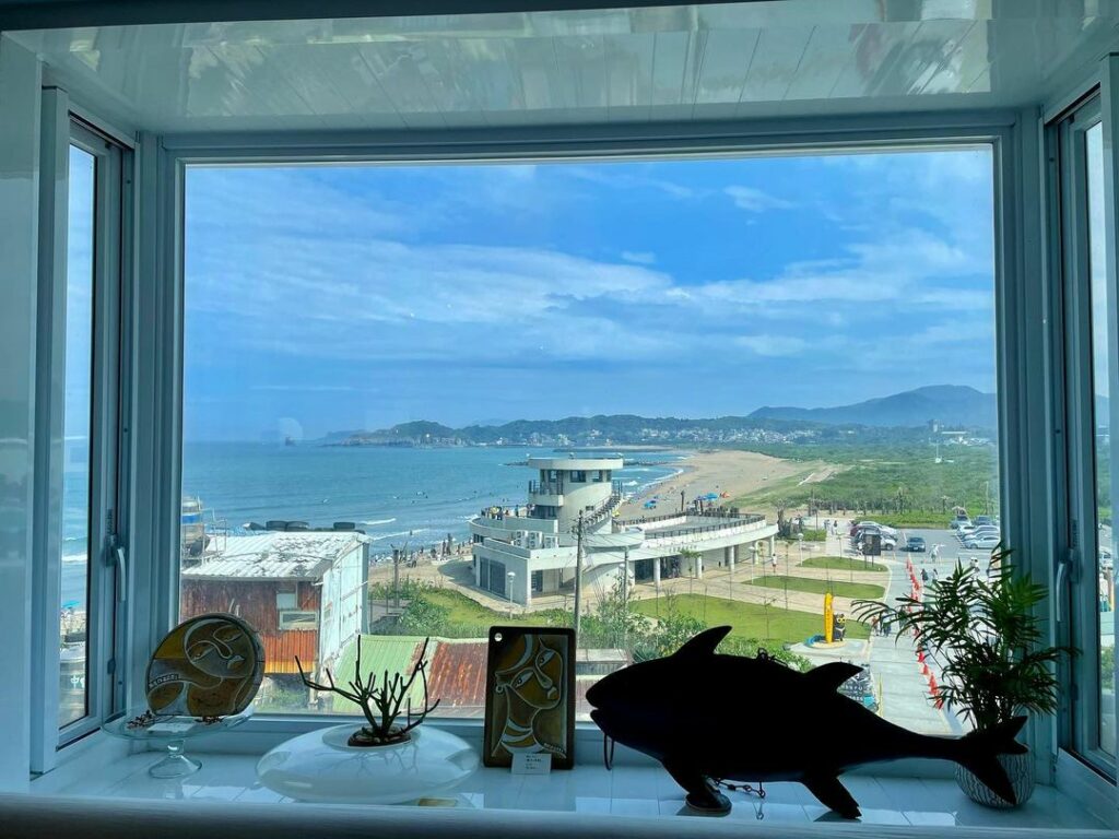 海上日出海洋咖啡