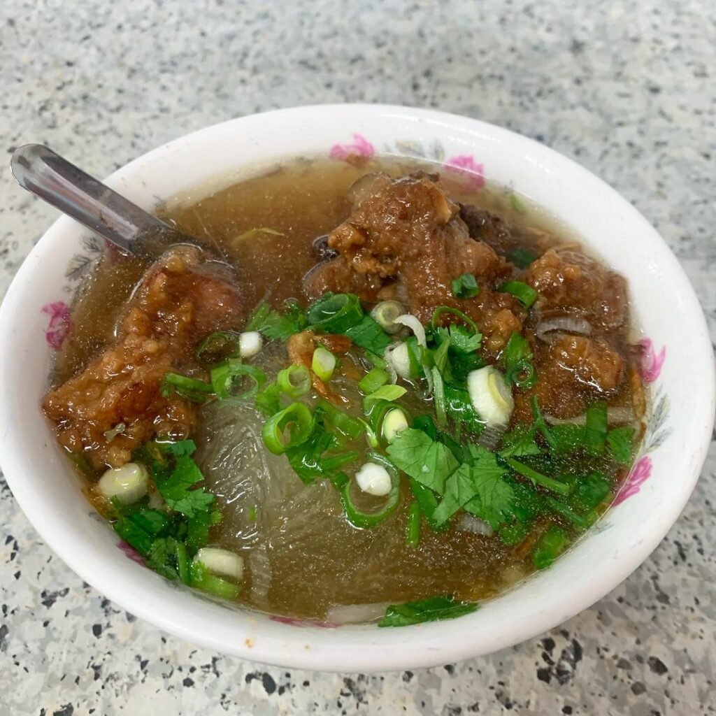 后庄排骨酥麵
