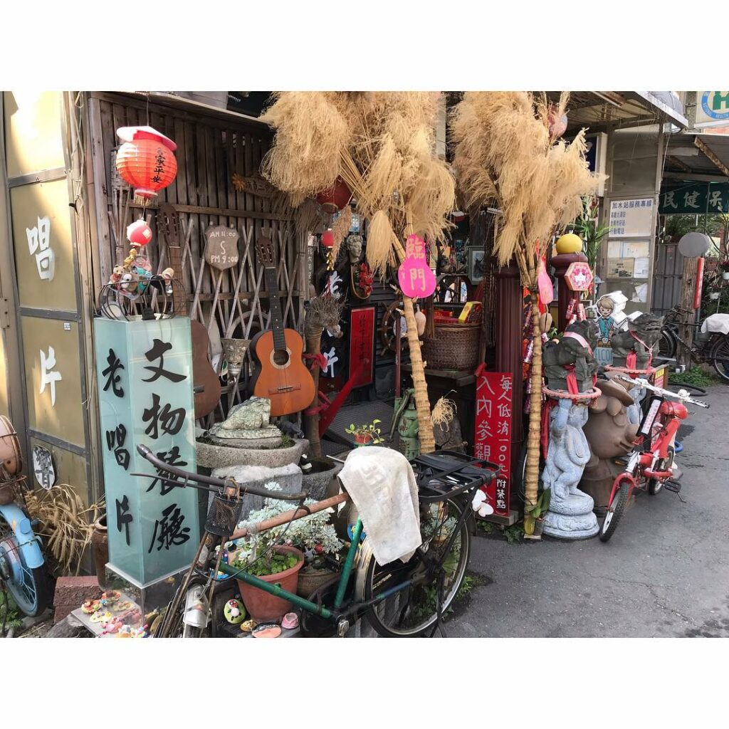 黑膠唱片音樂會館