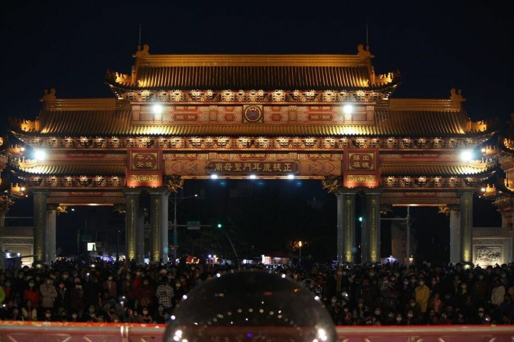 正統鹿耳門聖母廟