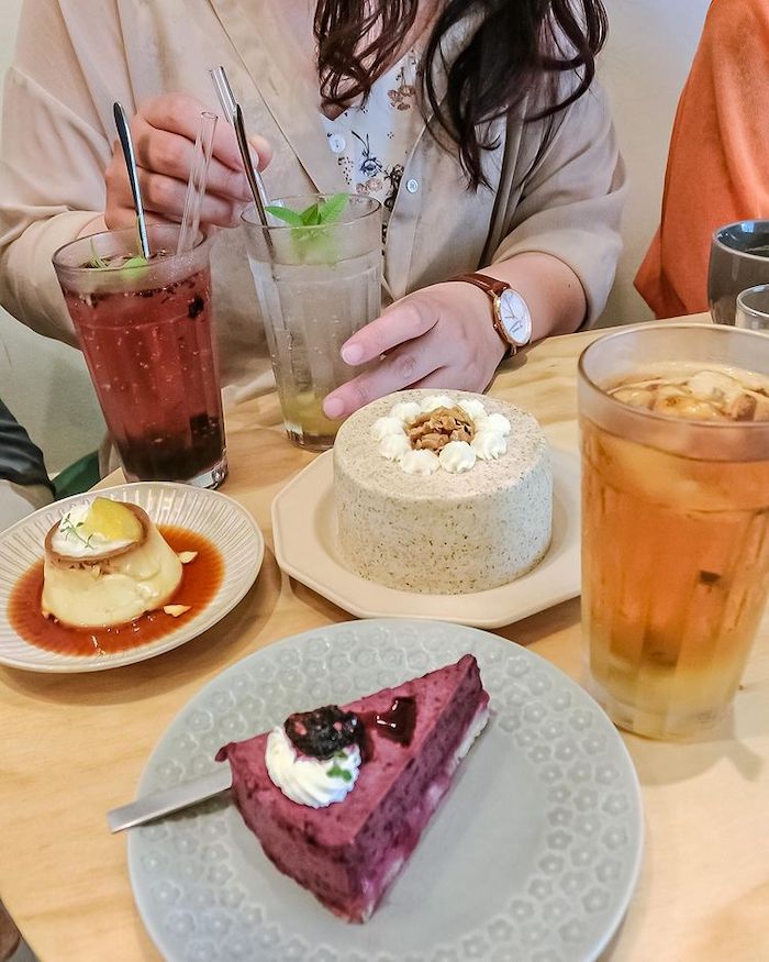 野花小姐