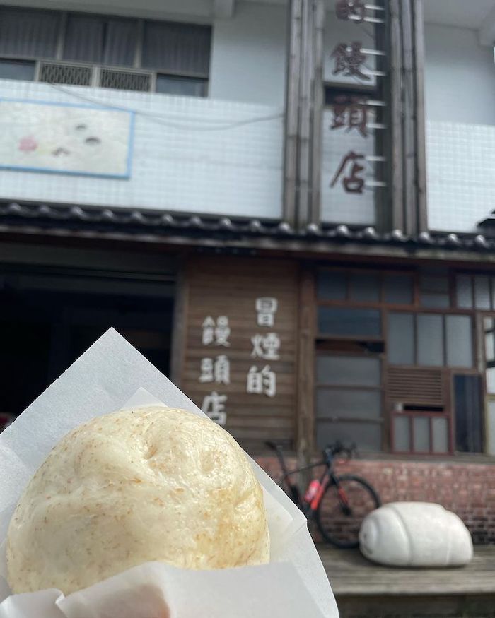冒煙的饅頭店