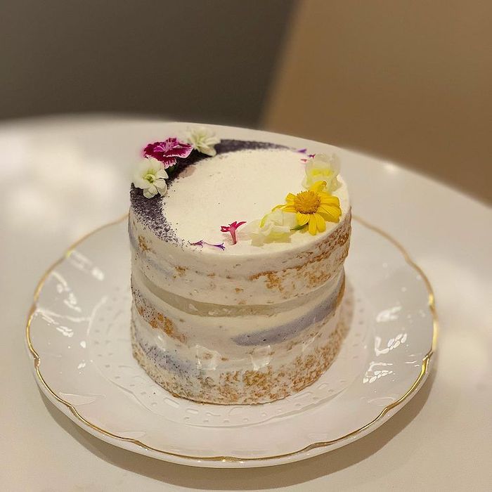 Cher Mouton。姆桐 花蛋糕