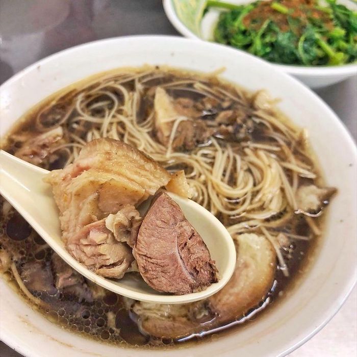 老黃豬腳大王