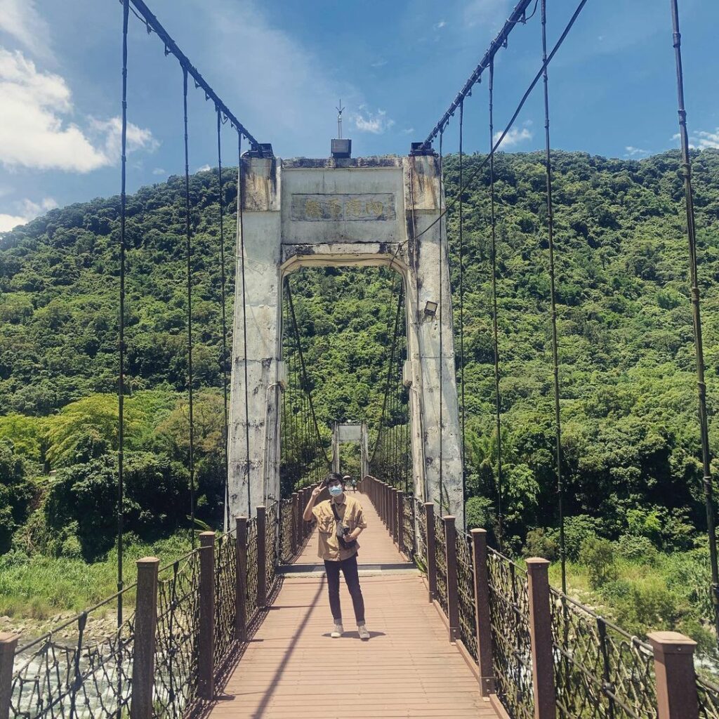 內灣吊橋