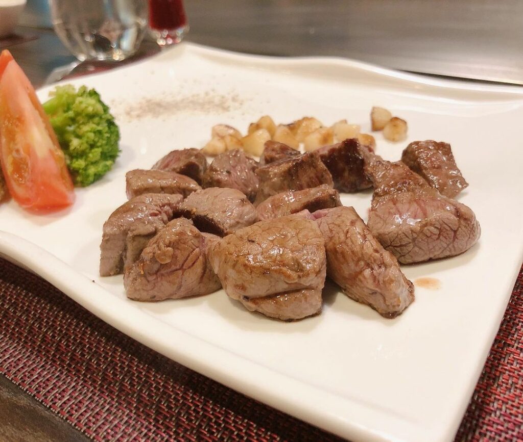 真炙鐵板料理