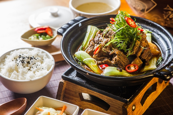 左阜右邑複合式餐飲