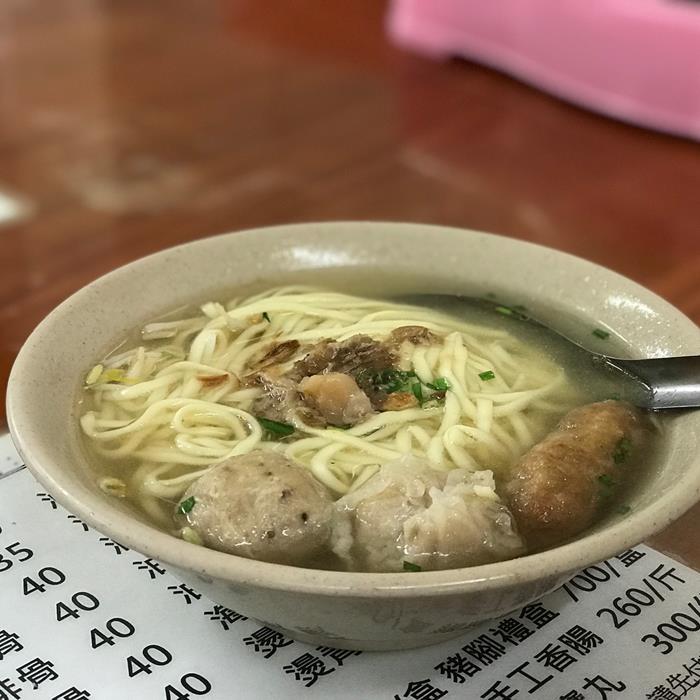 貓鼠麵是間從民國 10 年就開始販賣的老店