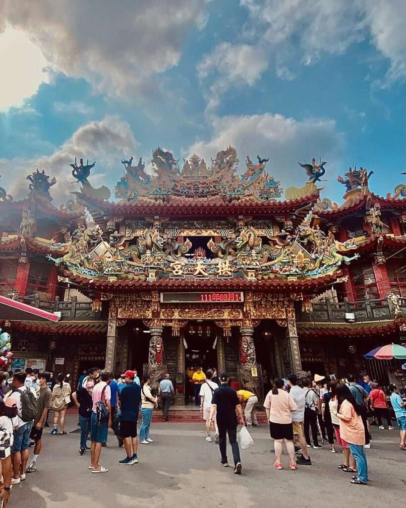 白沙屯拱天宮
