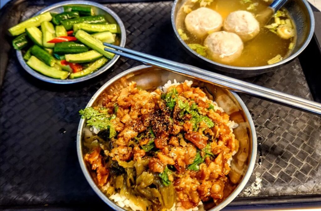 柳家肉燥飯