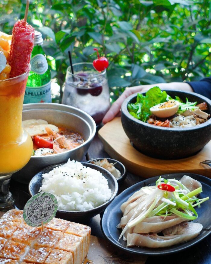 覓食鴛鴦