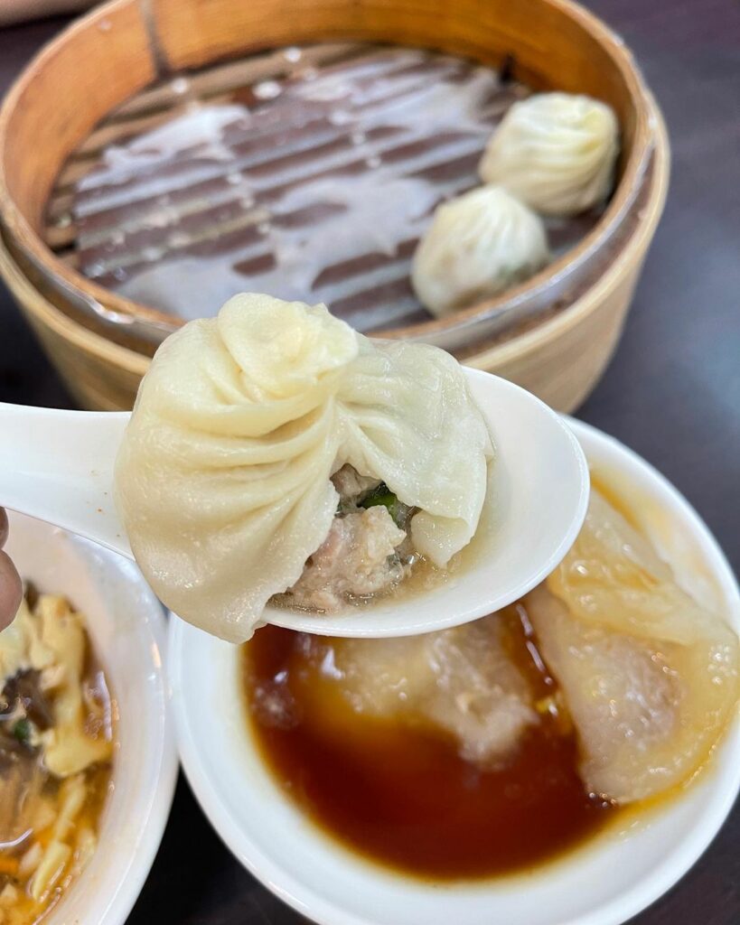 老地方手工小籠湯包