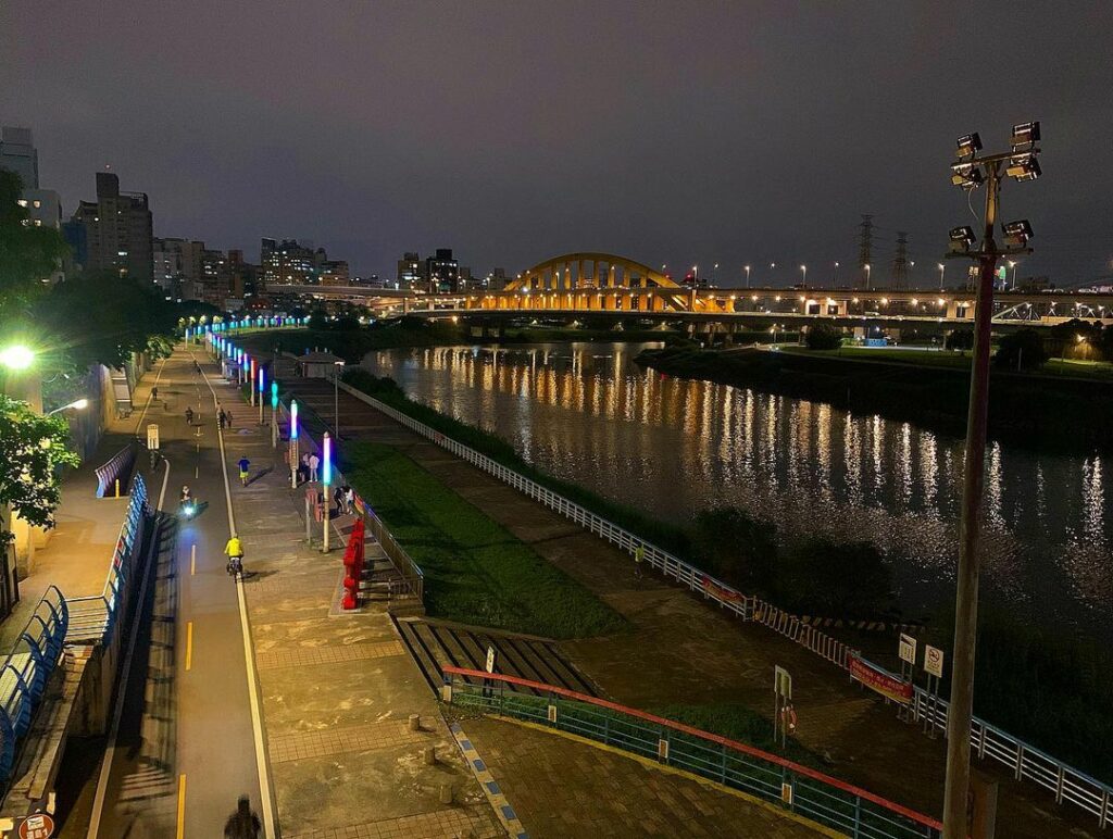彩虹橋