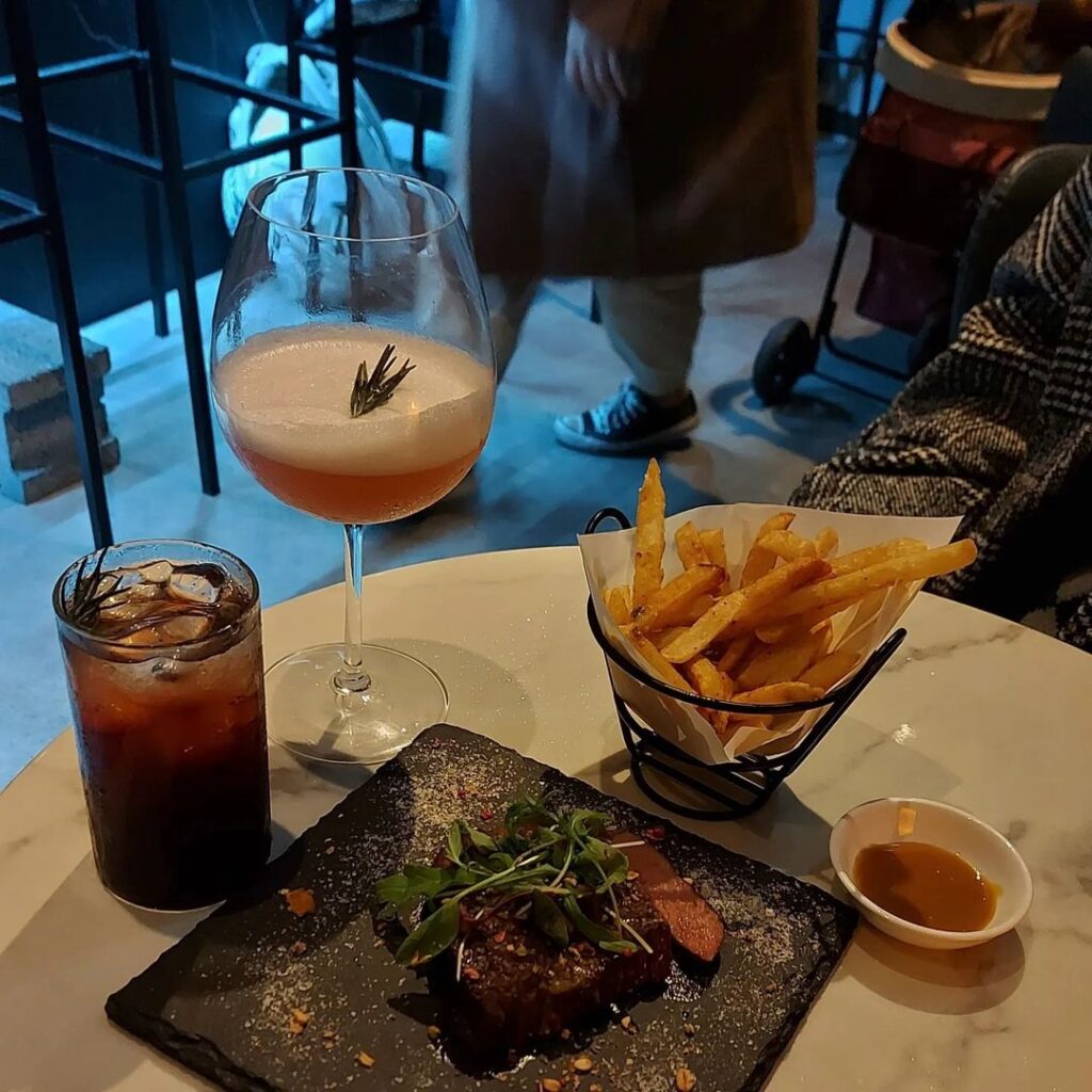 月餐酒館 Moon bistro
