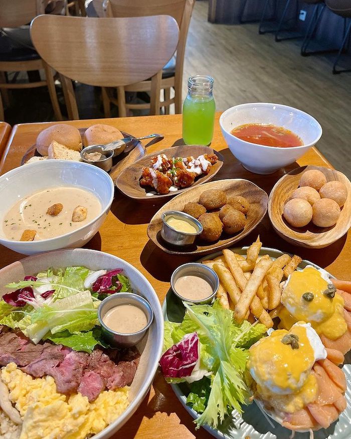 Second Floor Cafe 貳樓餐飲