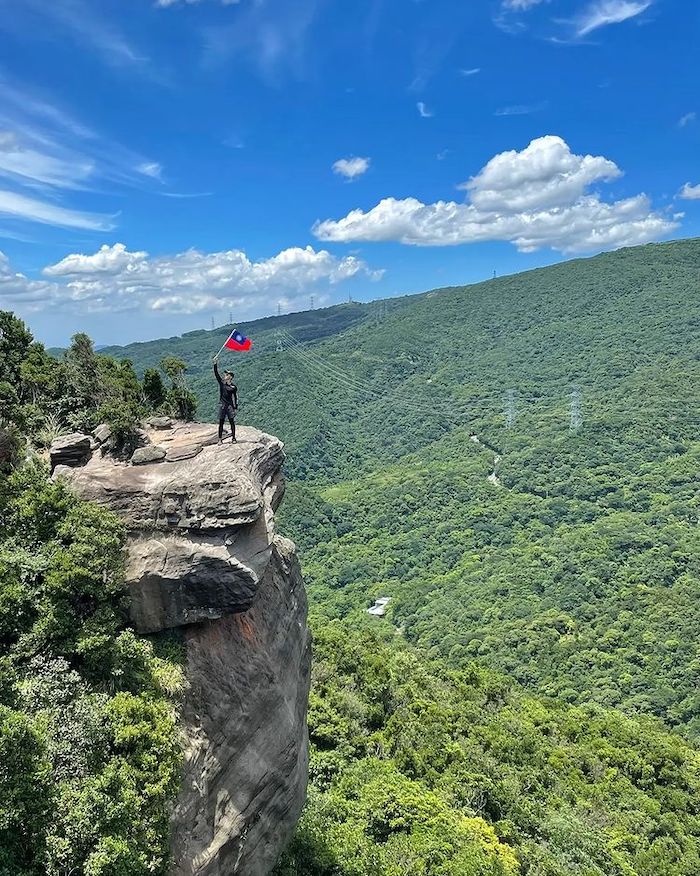 新山夢湖