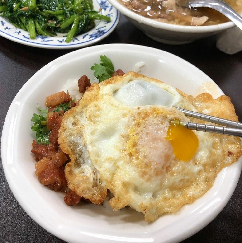 橋仔頭黃家肉燥飯