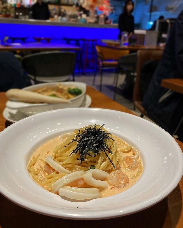 首波里和風洋食餐酒館