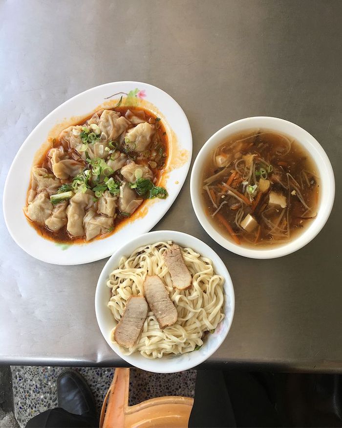 路竹外省麵