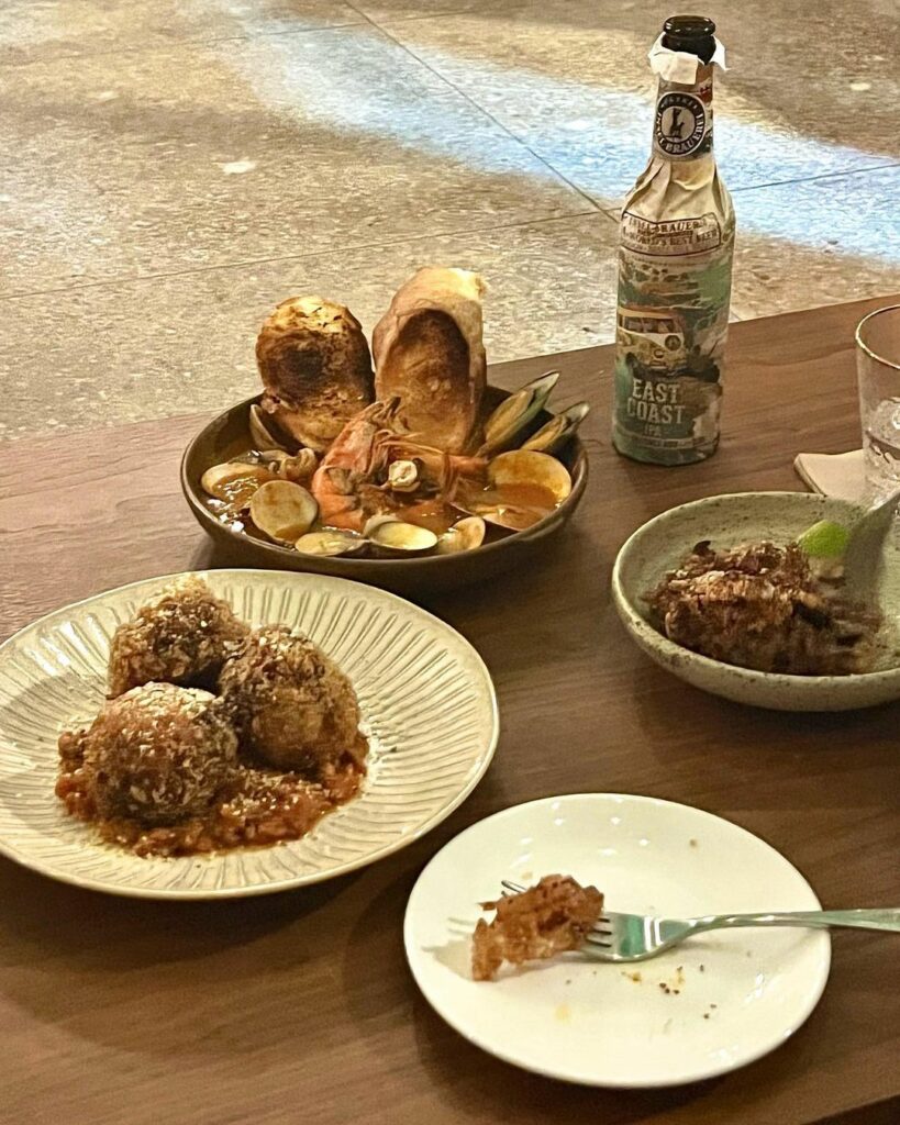 暖暮甜廚Warm light dining
