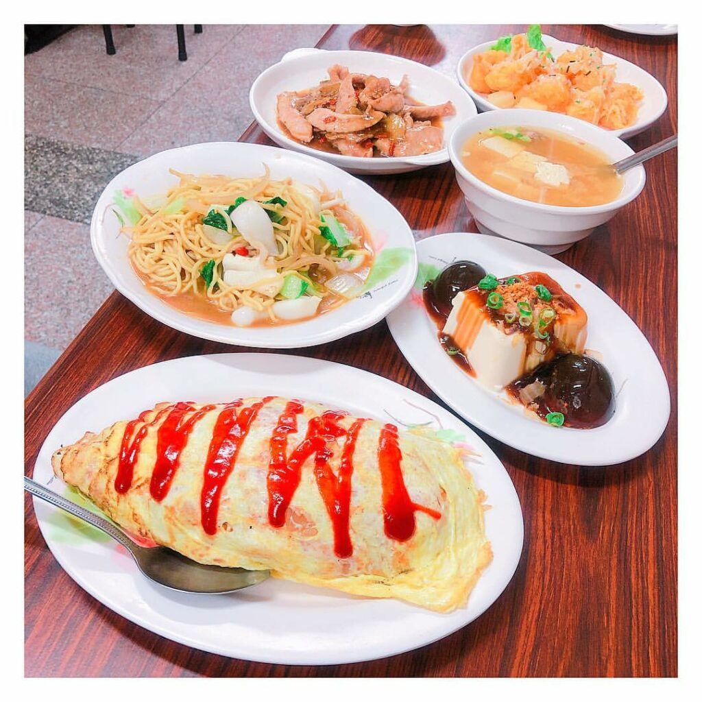 夜夜見來蛋包飯