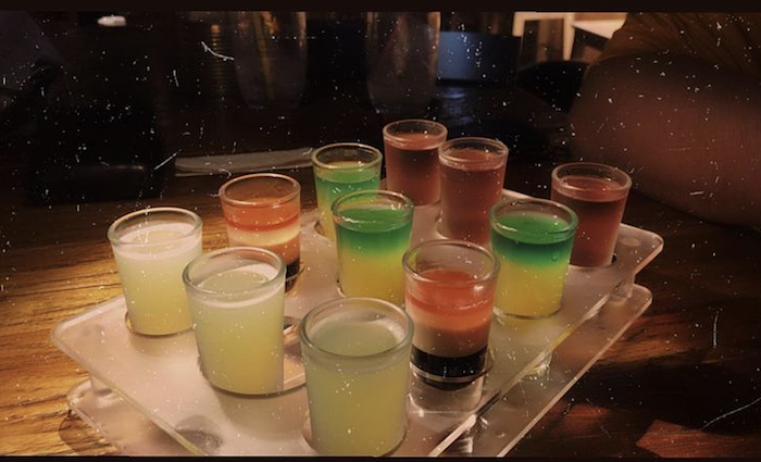 193美式酒餐館