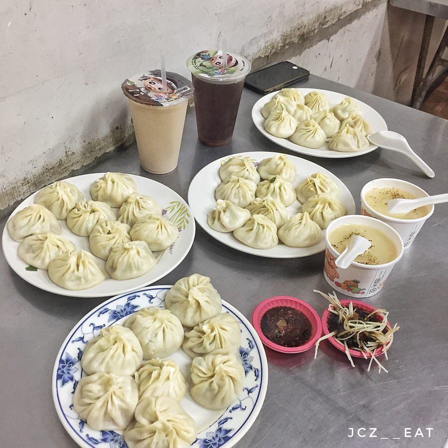 龍佳饌小籠湯包