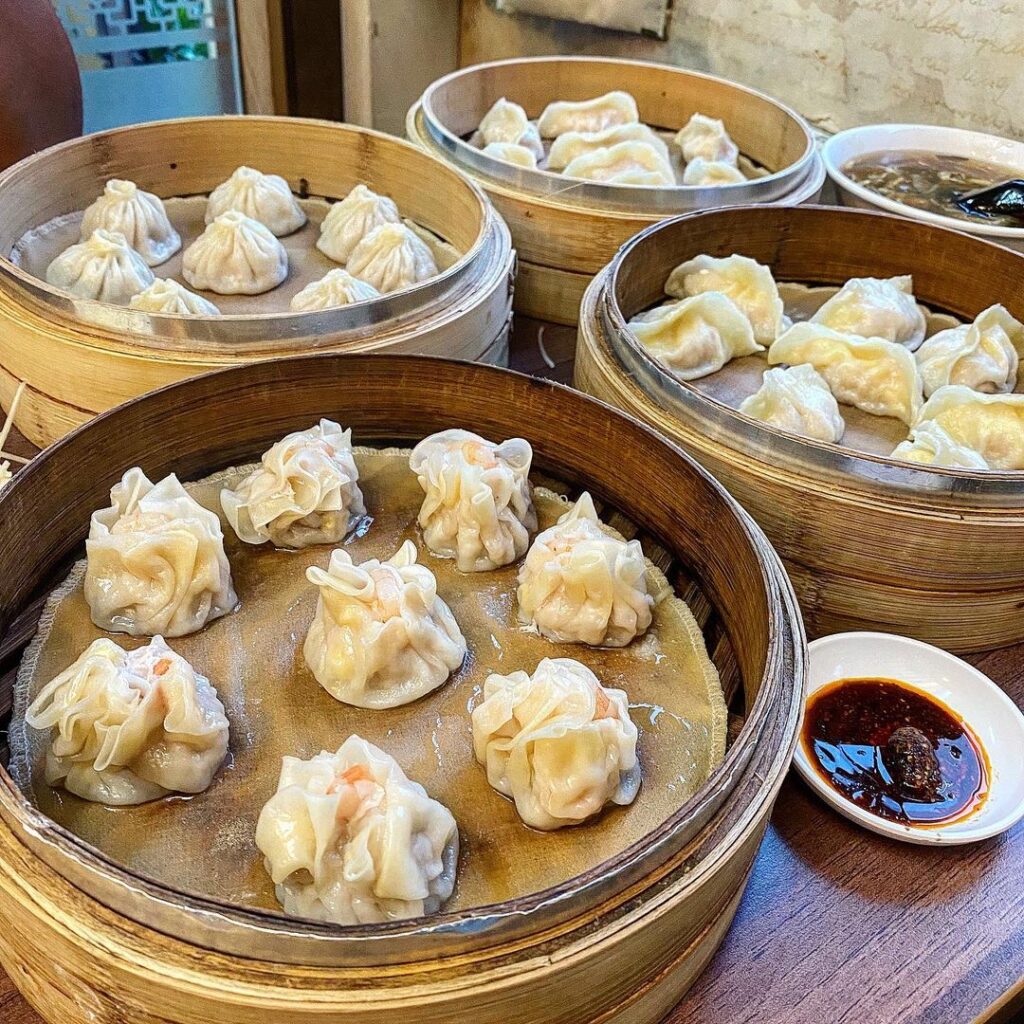 轉餃餃子館