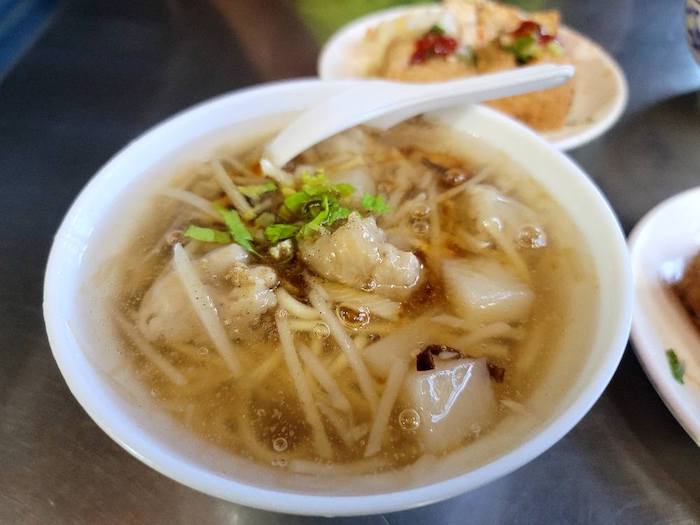 簡老闆牽漿臭豆腐