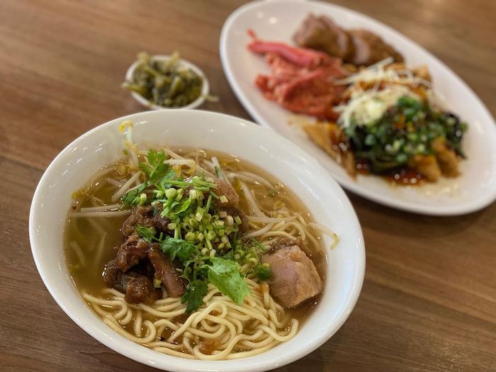 竹東邱記排骨酥麵