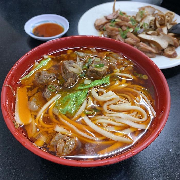 莊記牛肉麵館