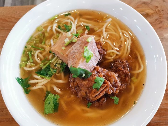 竹東邱記排骨酥麵