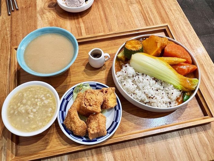 半半食室Vegan Daily